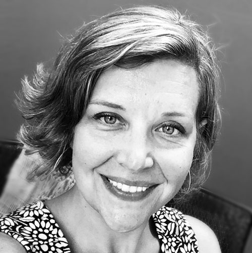 Headshot of Caryn Kelly